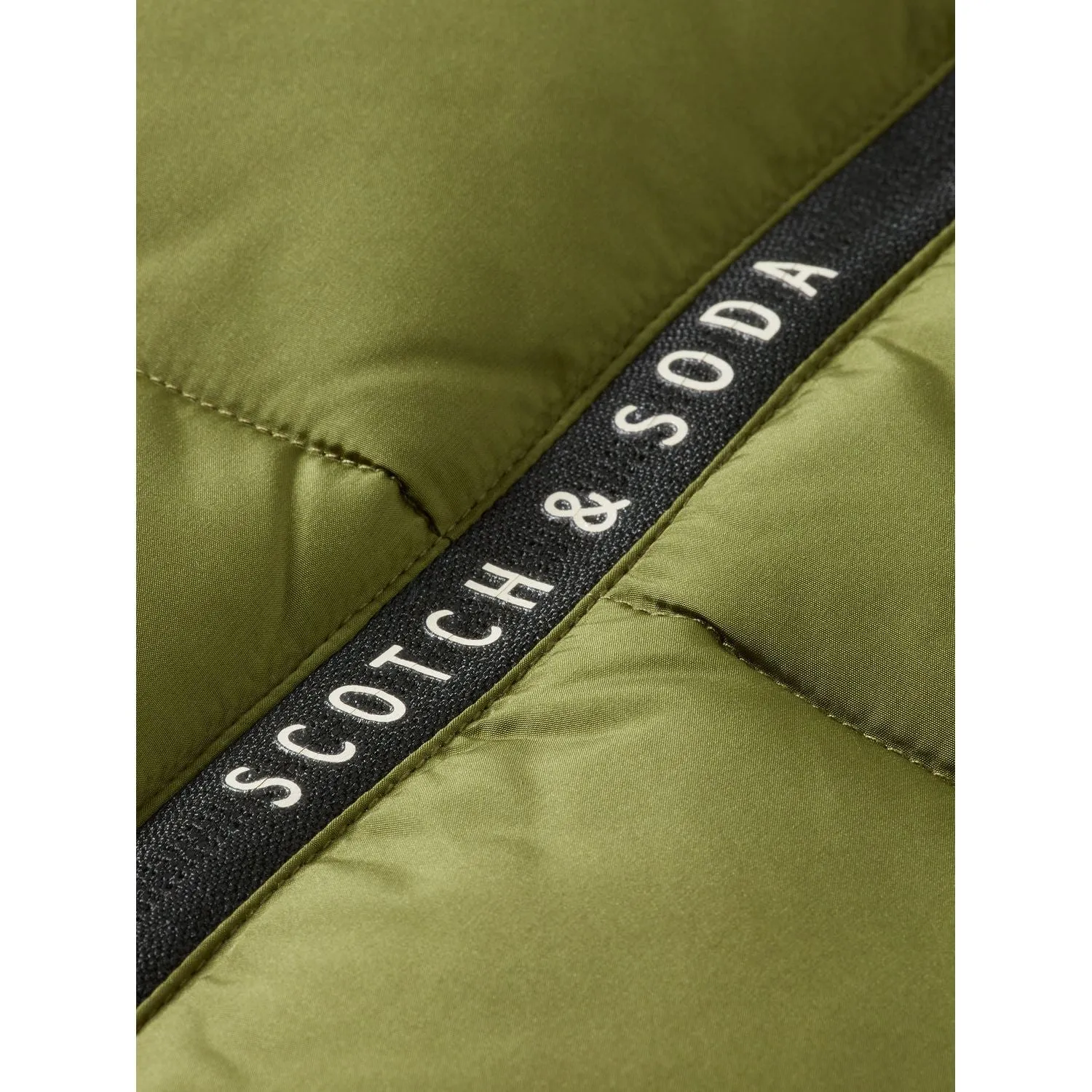 Hooded Puffer Jacket - Military
